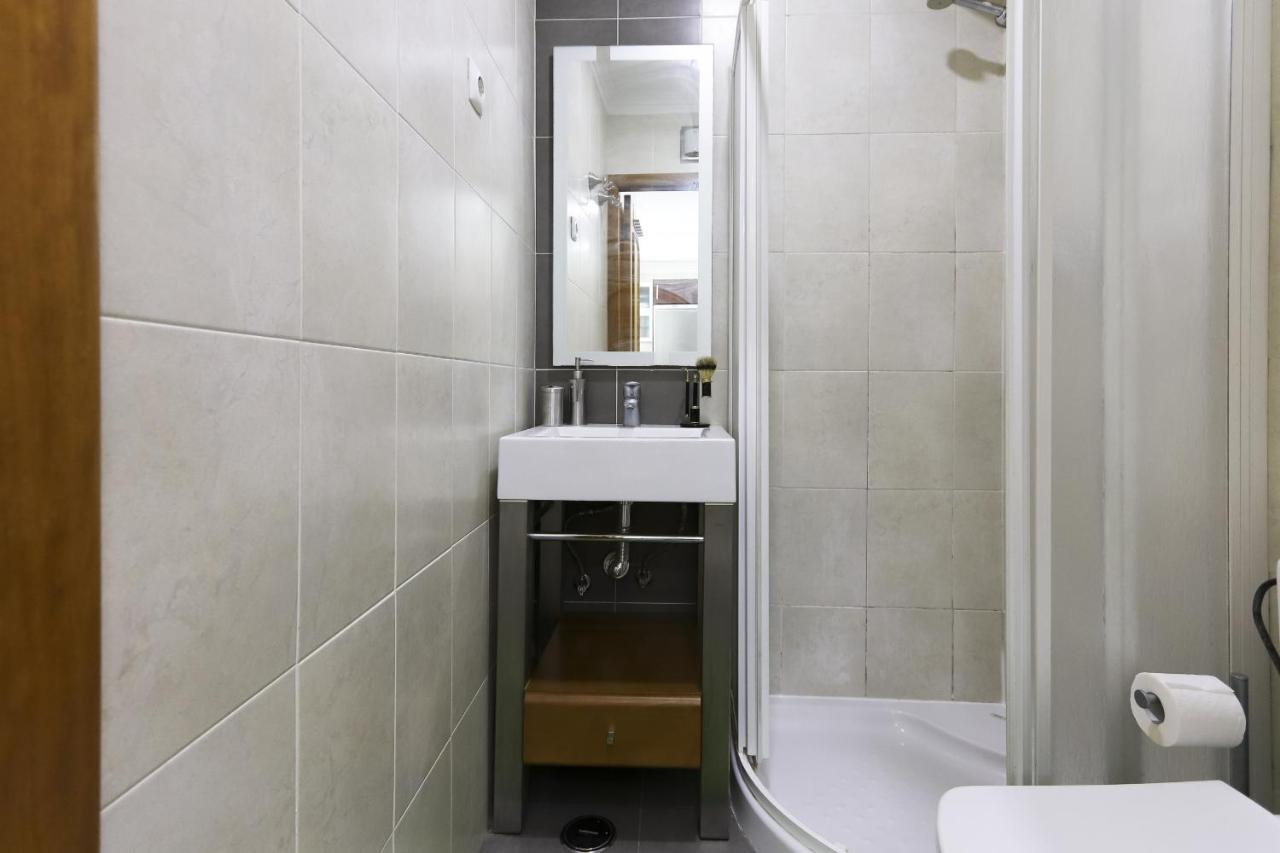 Cosy Lisbon Flat By Homing Lägenhet Exteriör bild
