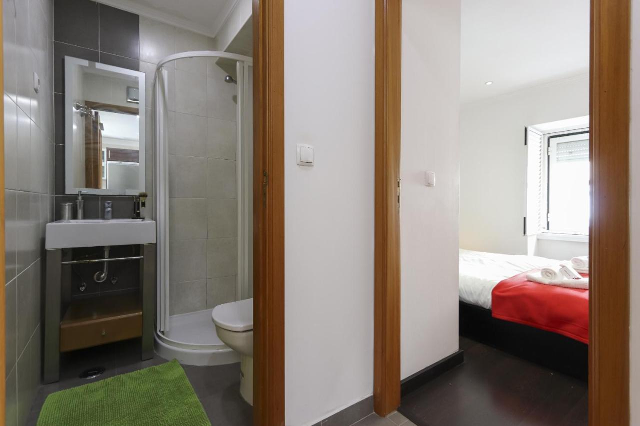 Cosy Lisbon Flat By Homing Lägenhet Exteriör bild